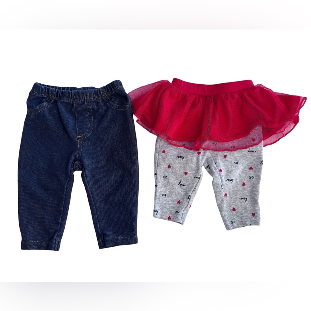Set of 2 baby girl Carter’s brand pants size 3 months